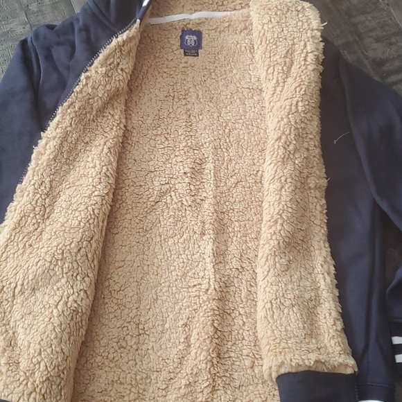 Boys sweater - Picture 2 of 3